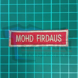 tempah name tag sekolah merah